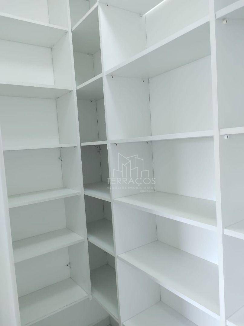 Apartamento para alugar com 3 quartos, 163m² - Foto 31