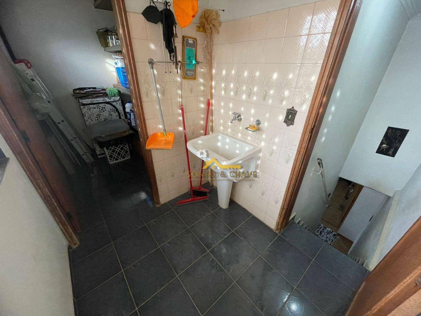 Casa à venda com 3 quartos, 133m² - Foto 27