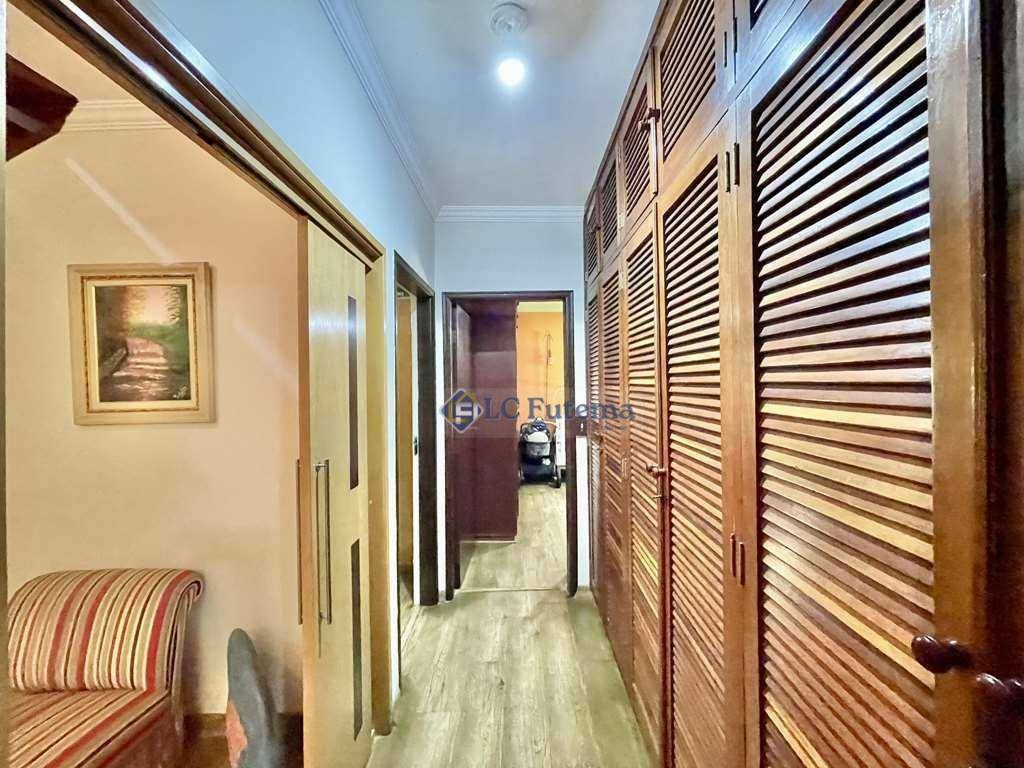 Casa de Condomínio à venda com 4 quartos, 428m² - Foto 21