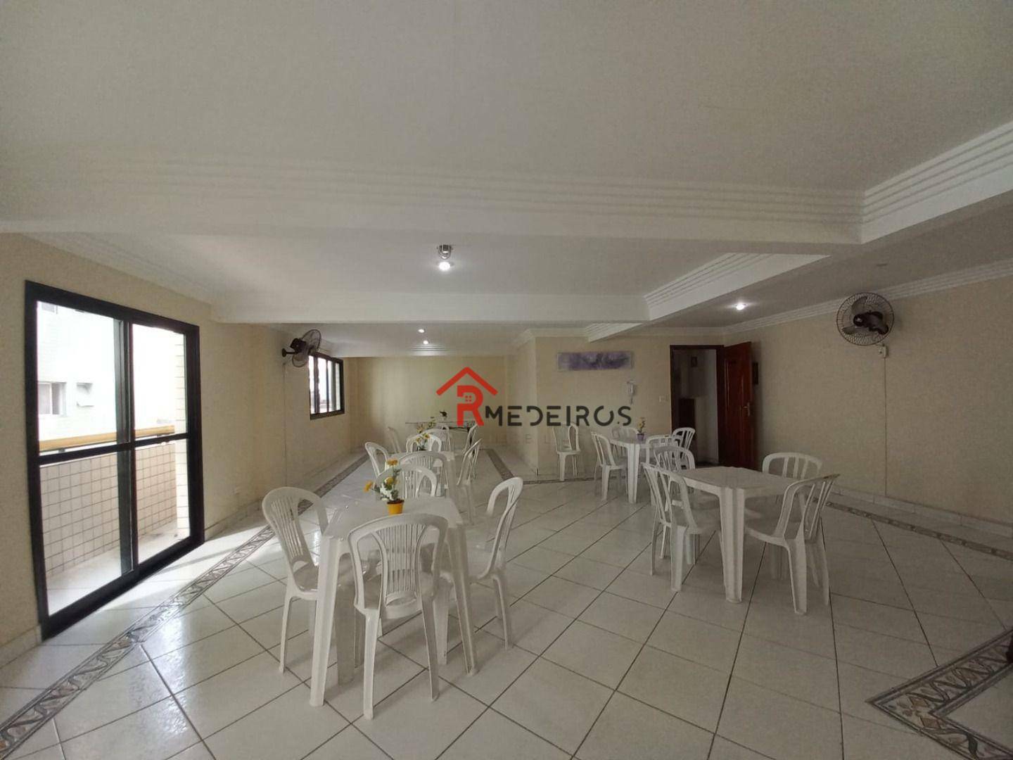 Apartamento à venda com 1 quarto, 43m² - Foto 23