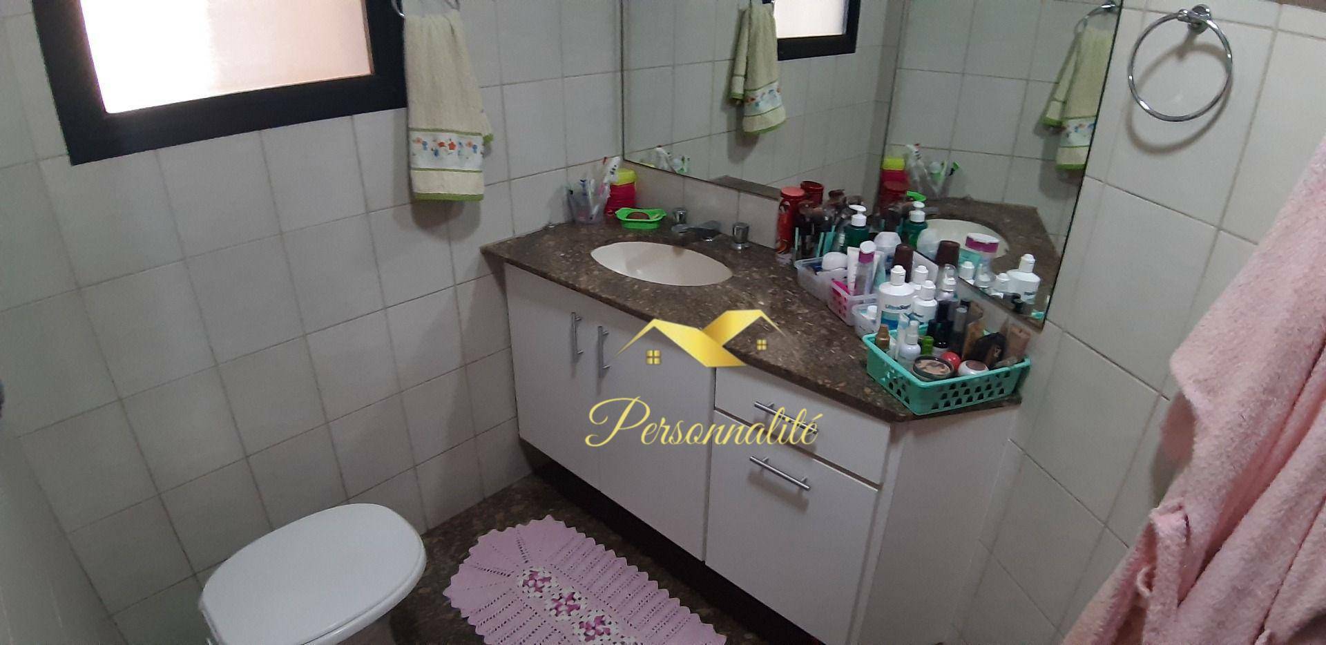 Apartamento à venda com 3 quartos, 191m² - Foto 15