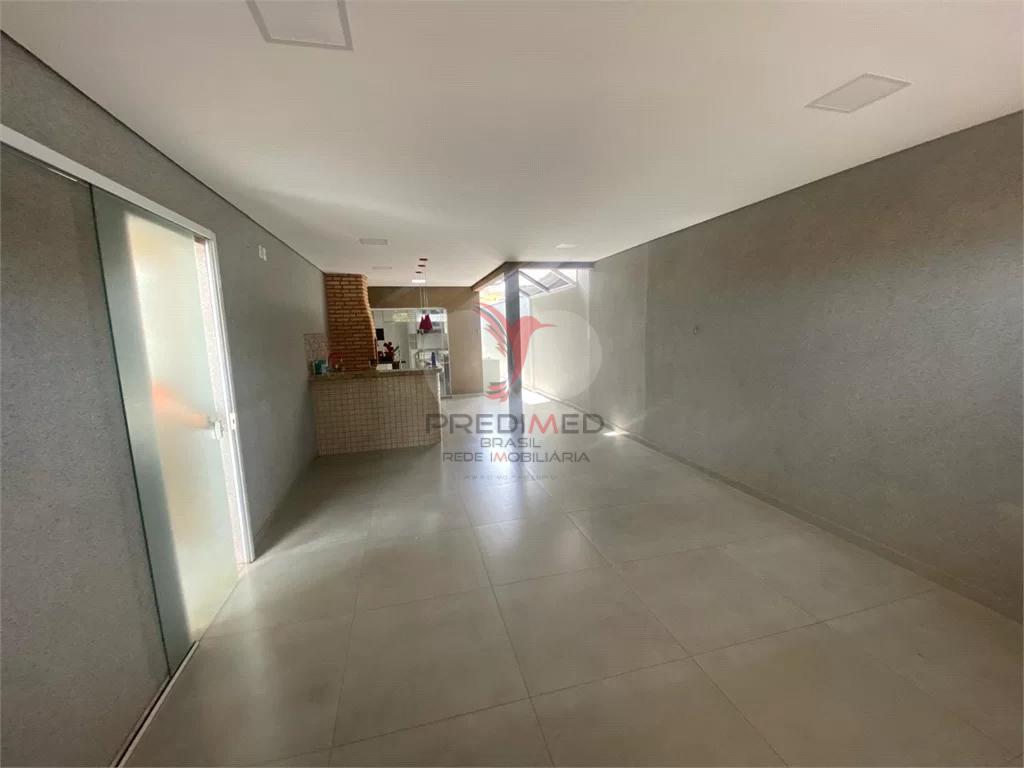 Casa à venda com 2 quartos, 152m² - Foto 6