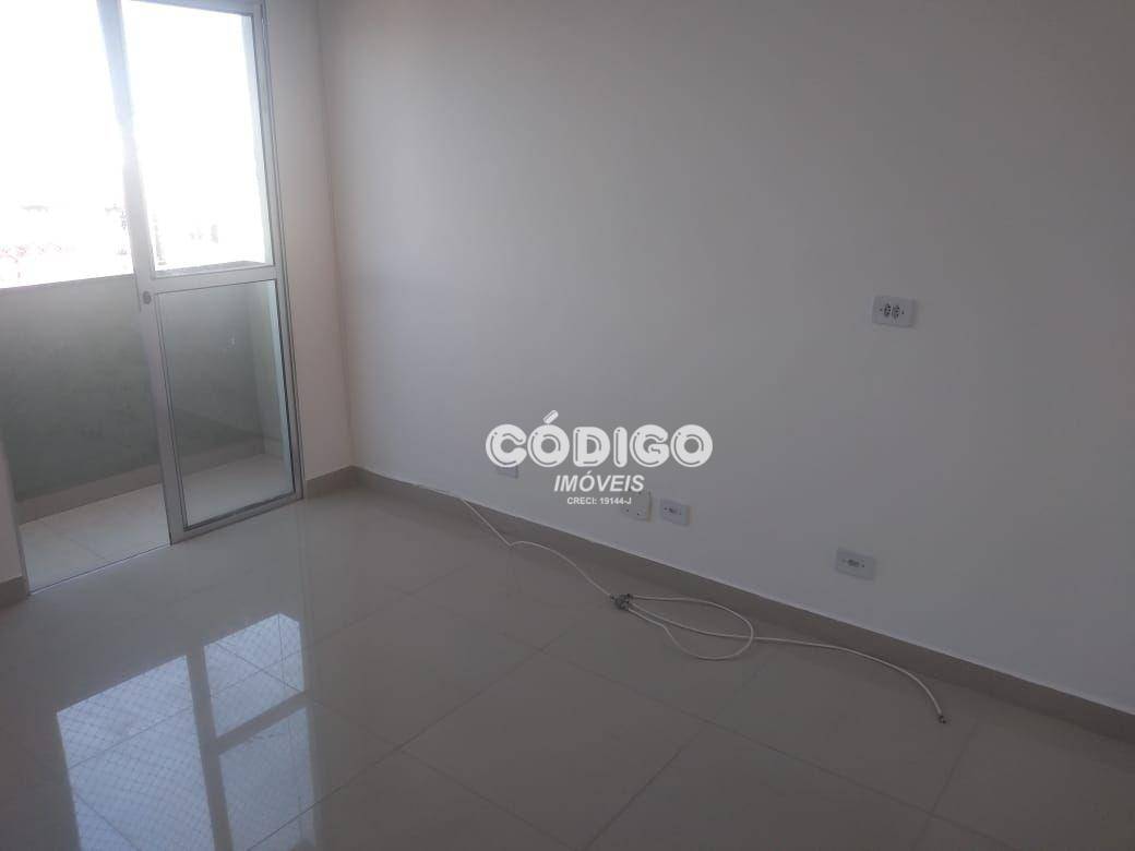 Apartamento para alugar com 2 quartos, 55m² - Foto 8