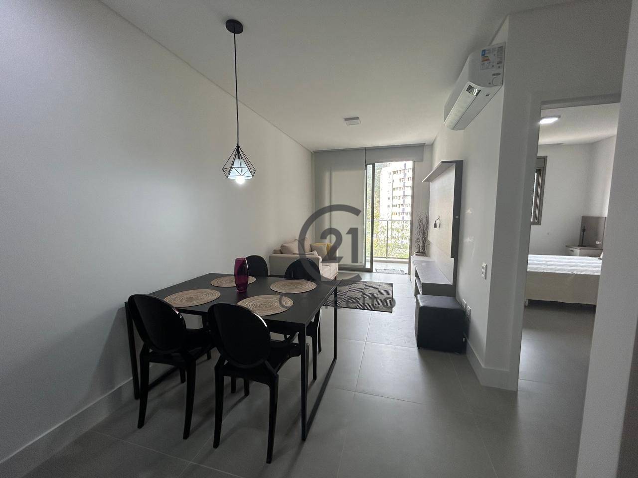 Apartamento à venda com 1 quarto, 48m² - Foto 2