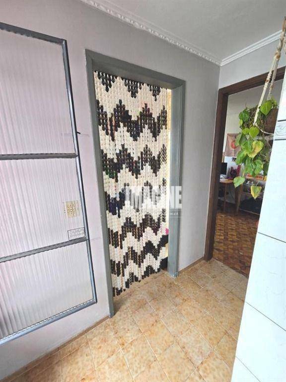 Casa à venda com 2 quartos, 175m² - Foto 11