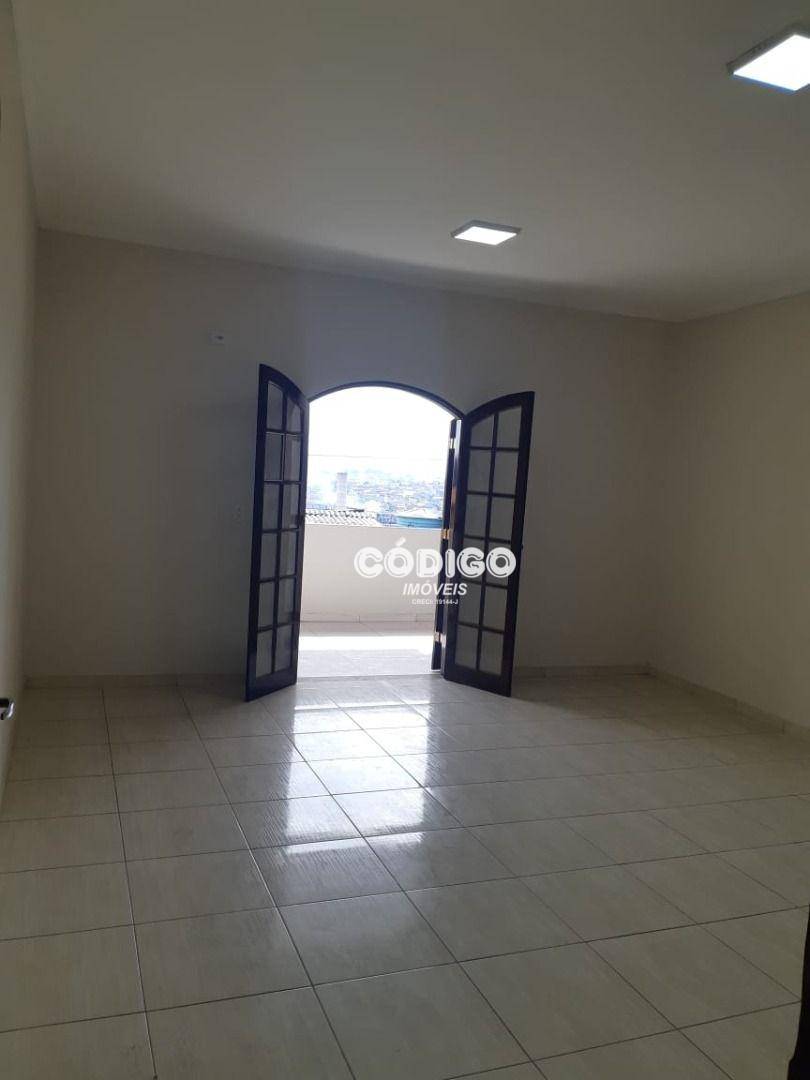 Sobrado à venda com 2 quartos, 180m² - Foto 15