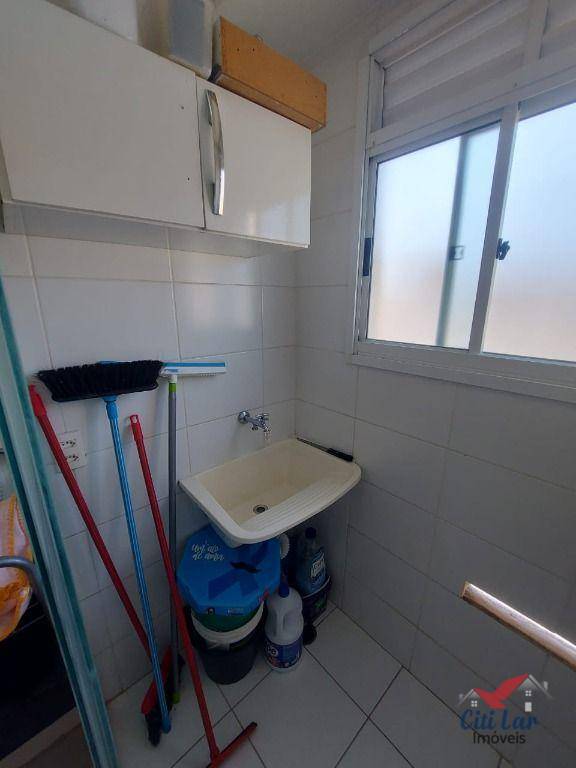 Apartamento à venda com 2 quartos, 43m² - Foto 8