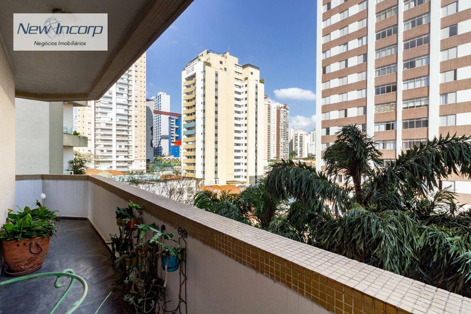 Apartamento à venda com 4 quartos, 200m² - Foto 11