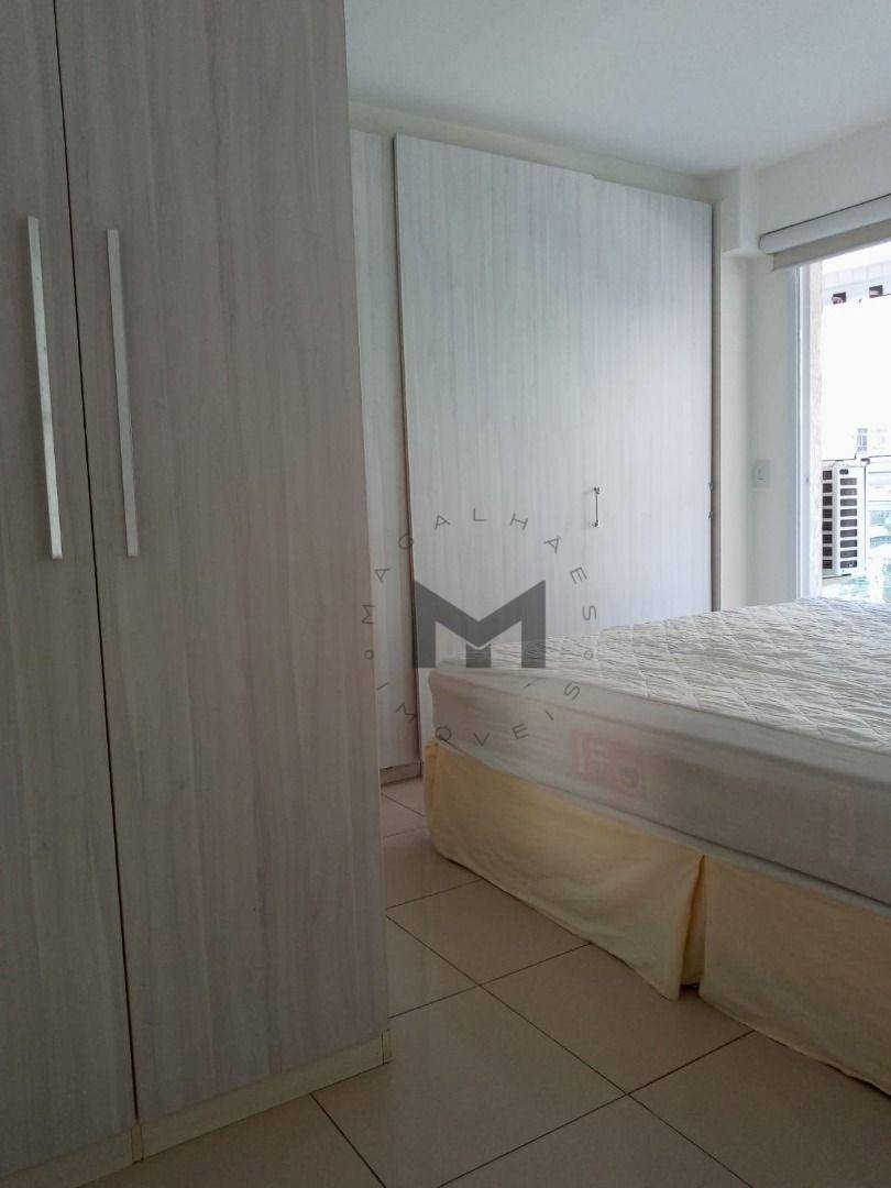 Apartamento à venda com 3 quartos, 98m² - Foto 7