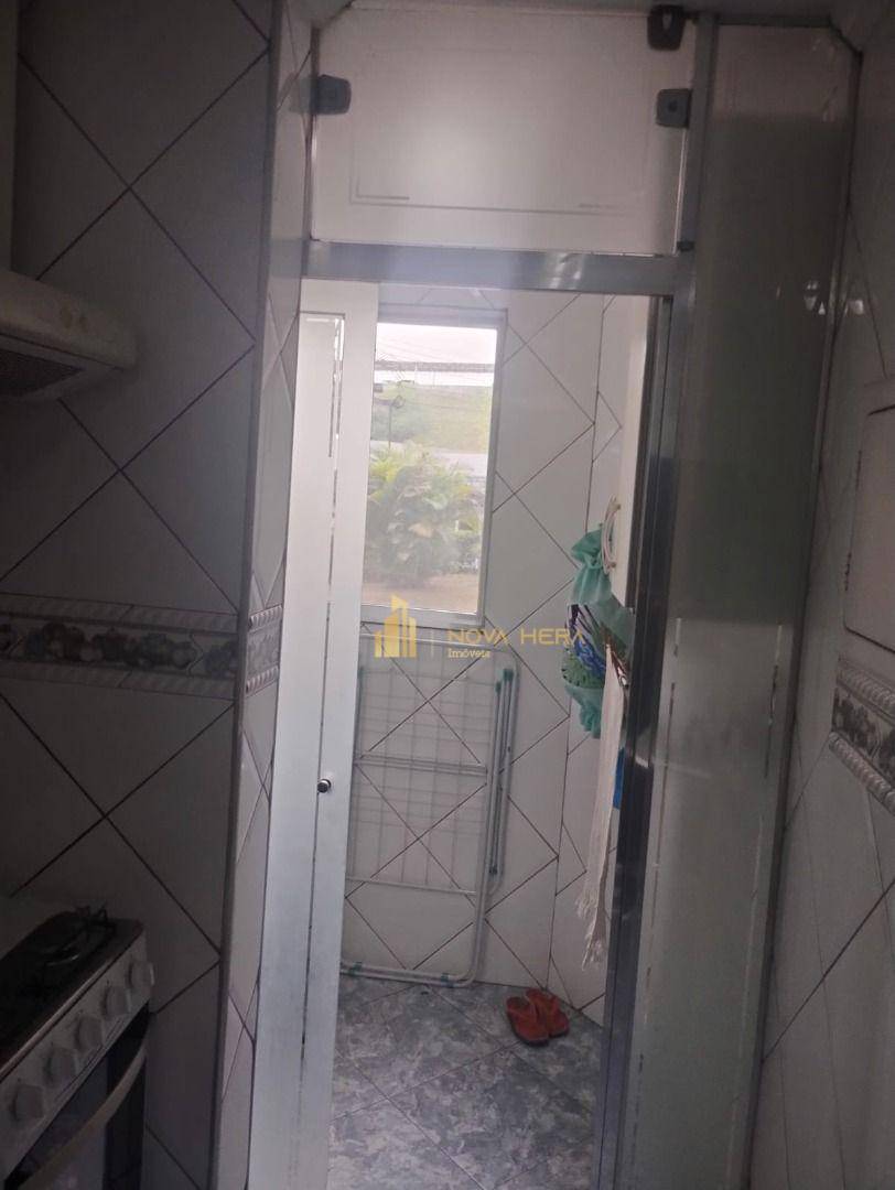 Apartamento à venda com 2 quartos, 55m² - Foto 8