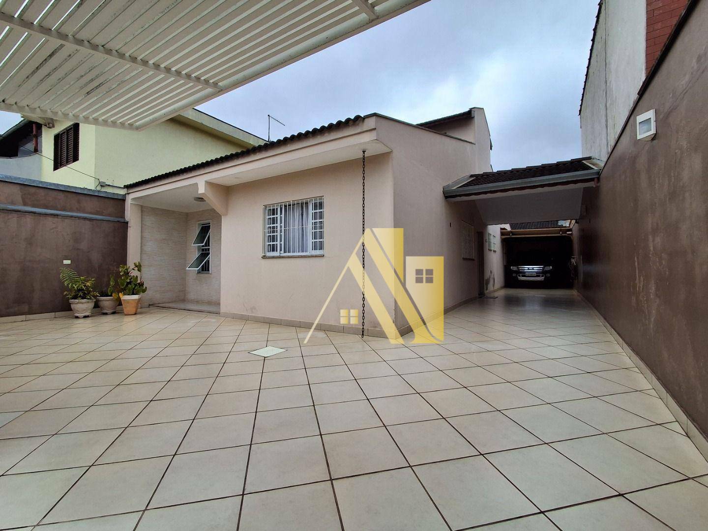 Casa à venda com 3 quartos, 200m² - Foto 27