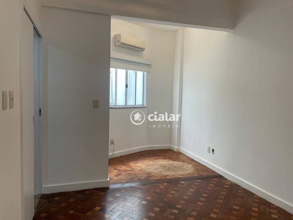 Apartamento à venda com 3 quartos, 100m² - Foto 10