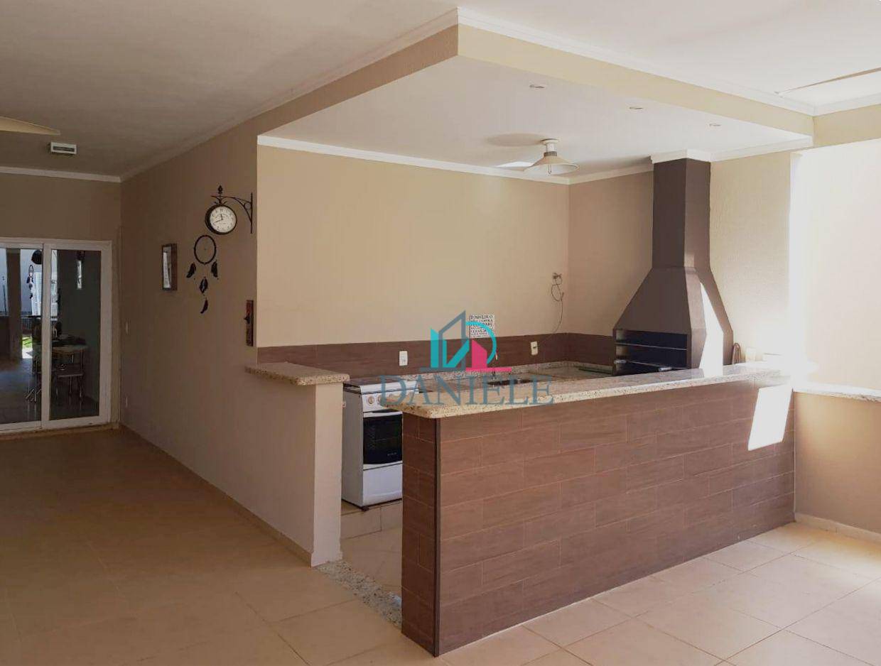 Casa à venda com 3 quartos, 210m² - Foto 18