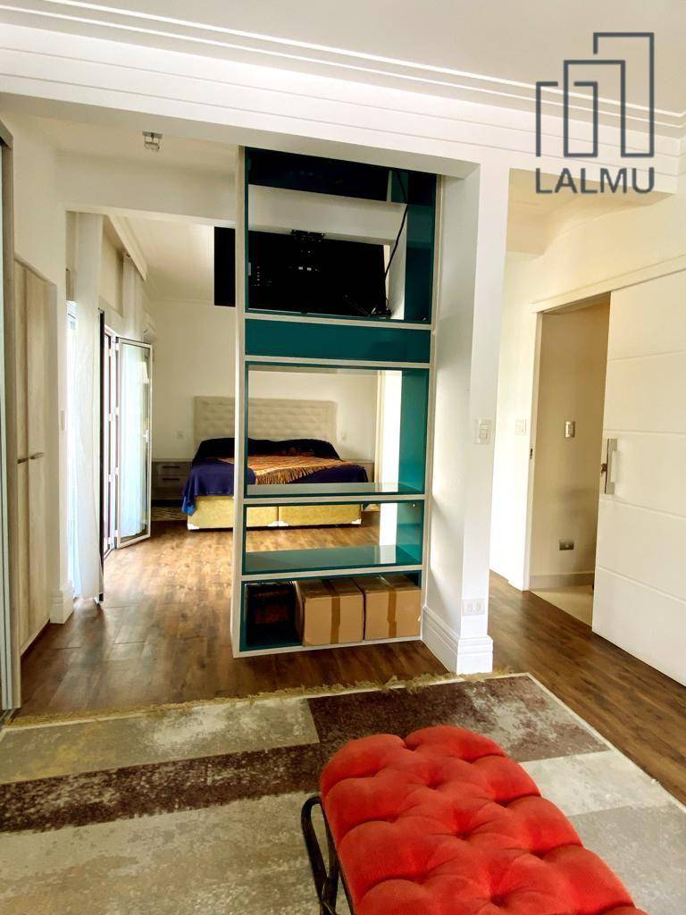 Apartamento para alugar com 2 quartos, 200m² - Foto 13