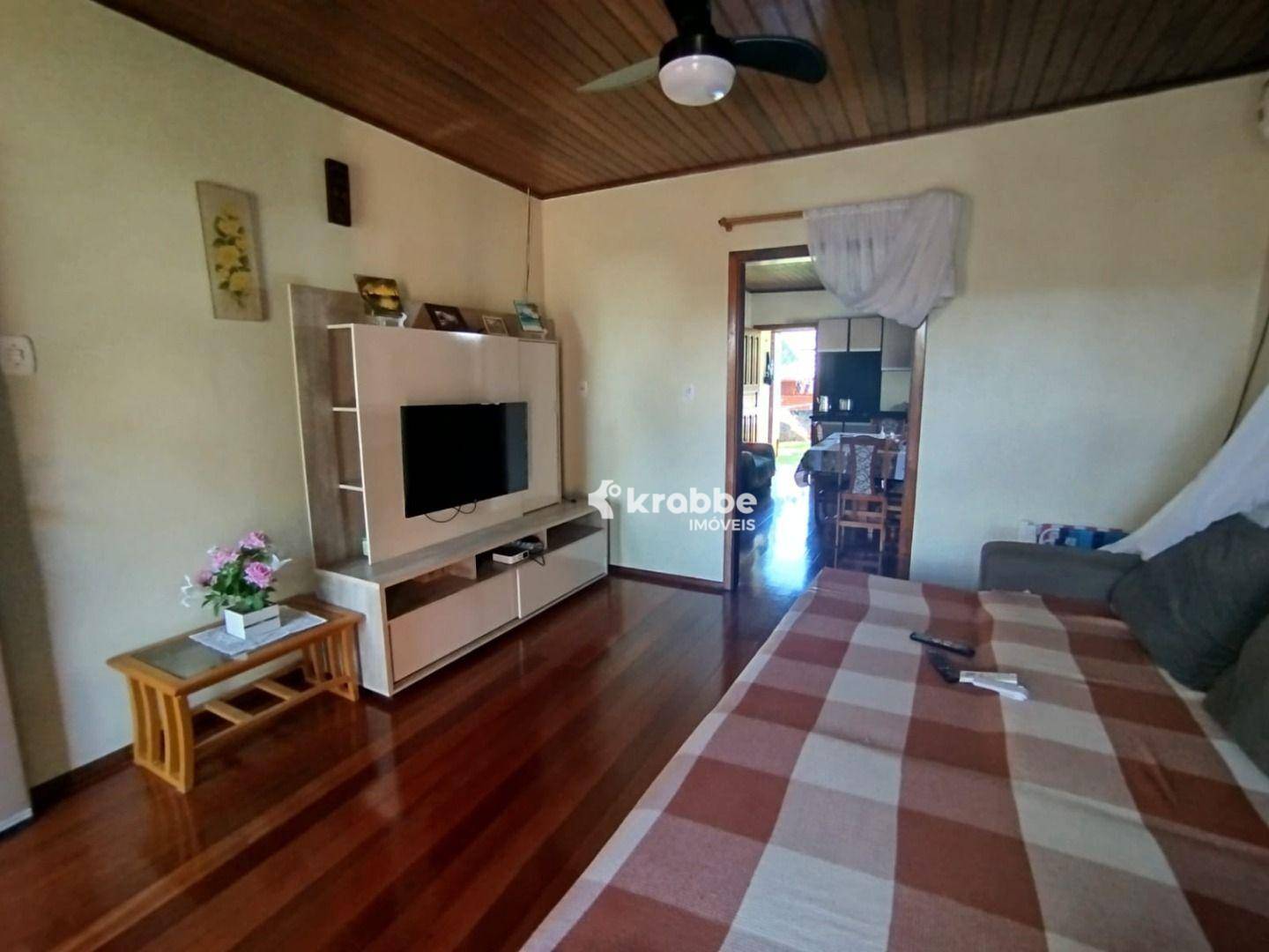 Casa à venda com 3 quartos, 150m² - Foto 2