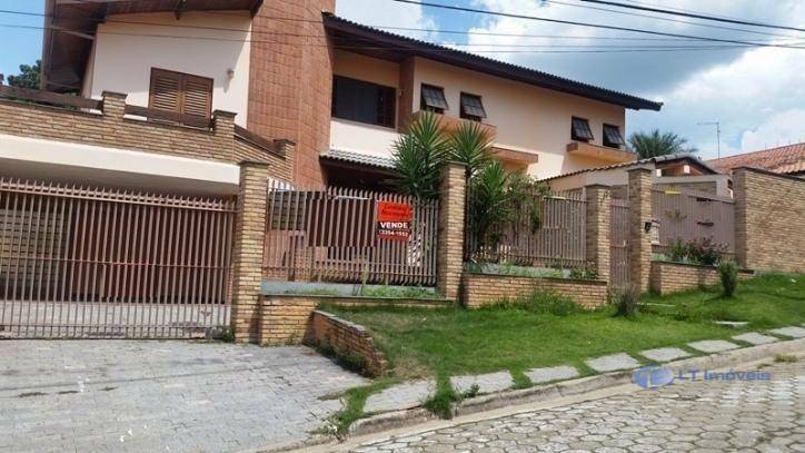 Sobrado à venda com 4 quartos, 600m² - Foto 1