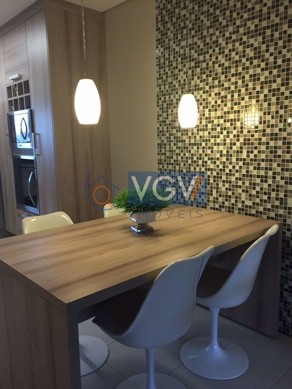 Apartamento à venda com 4 quartos, 200m² - Foto 3