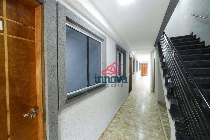 Apartamento à venda com 2 quartos, 44m² - Foto 2