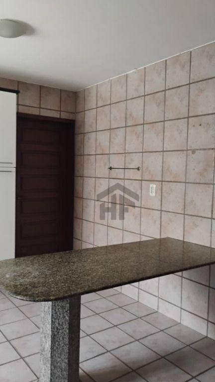 Casa à venda com 3 quartos, 240M2 - Foto 17