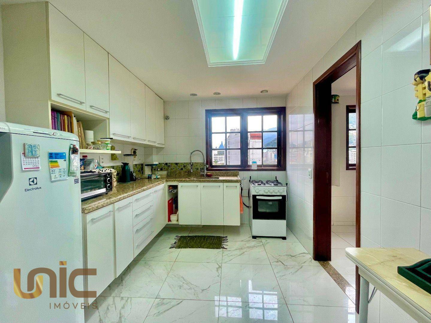 Apartamento à venda com 2 quartos, 82m² - Foto 15