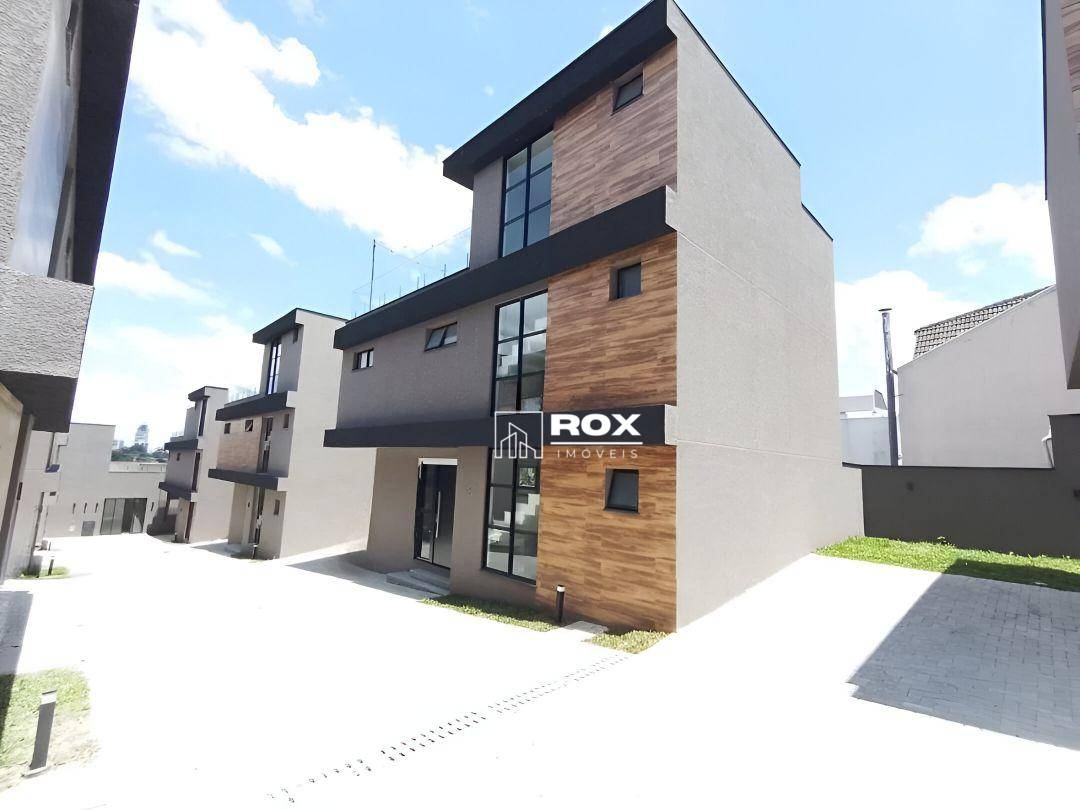 Sobrado, 3 quartos, 234 m² - Foto 1