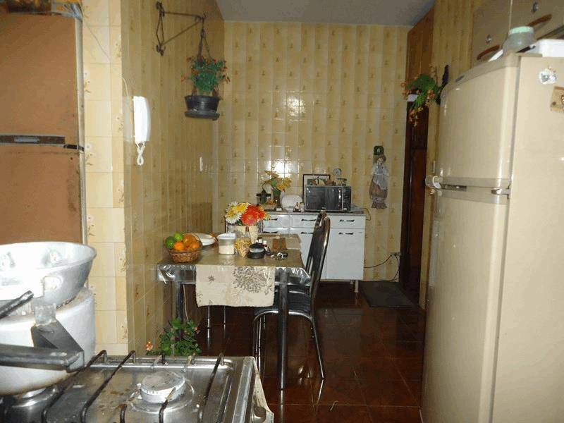 Apartamento à venda com 3 quartos, 85m² - Foto 9