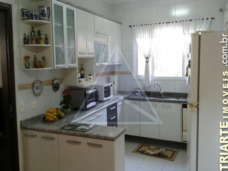 Sobrado à venda com 3 quartos, 200m² - Foto 10