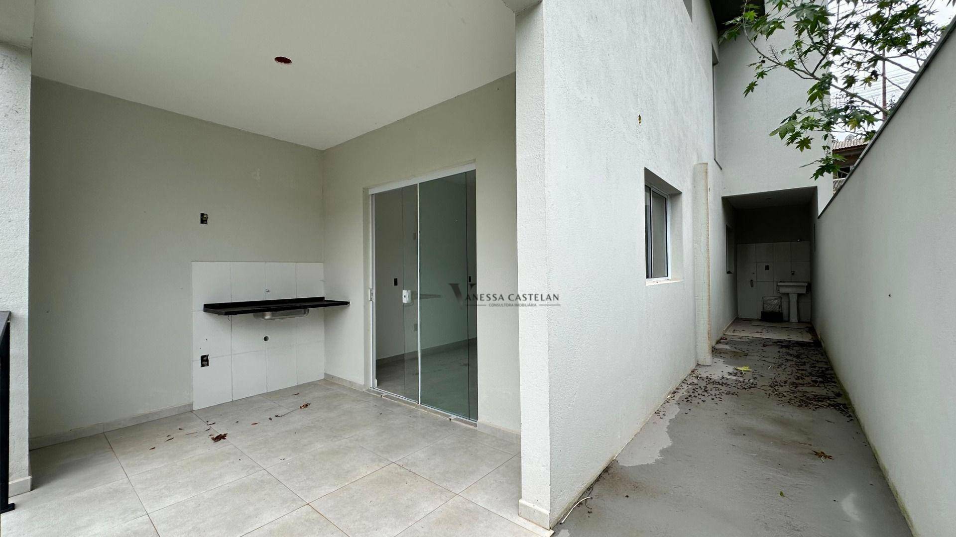 Casa à venda com 2 quartos, 75m² - Foto 15