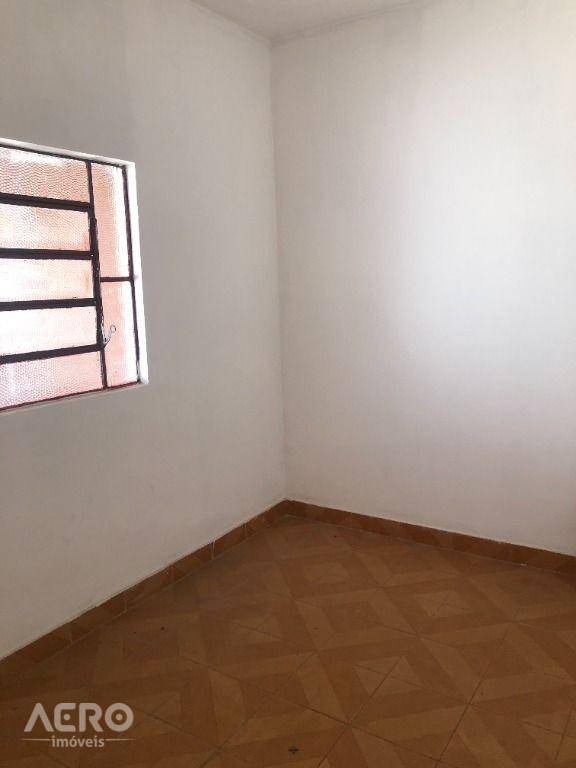 Casa à venda com 2 quartos, 106m² - Foto 16