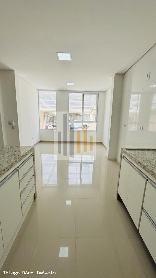 Casa à venda com 3 quartos, 140m² - Foto 12