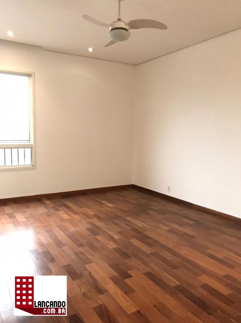 Apartamento à venda com 4 quartos, 260m² - Foto 17