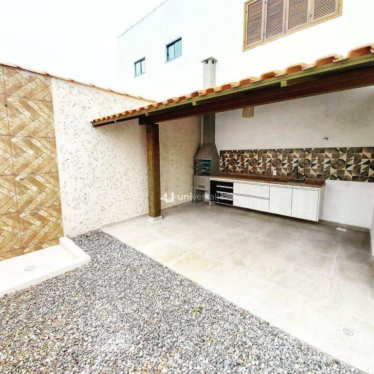 Casa à venda com 3 quartos, 295m² - Foto 2