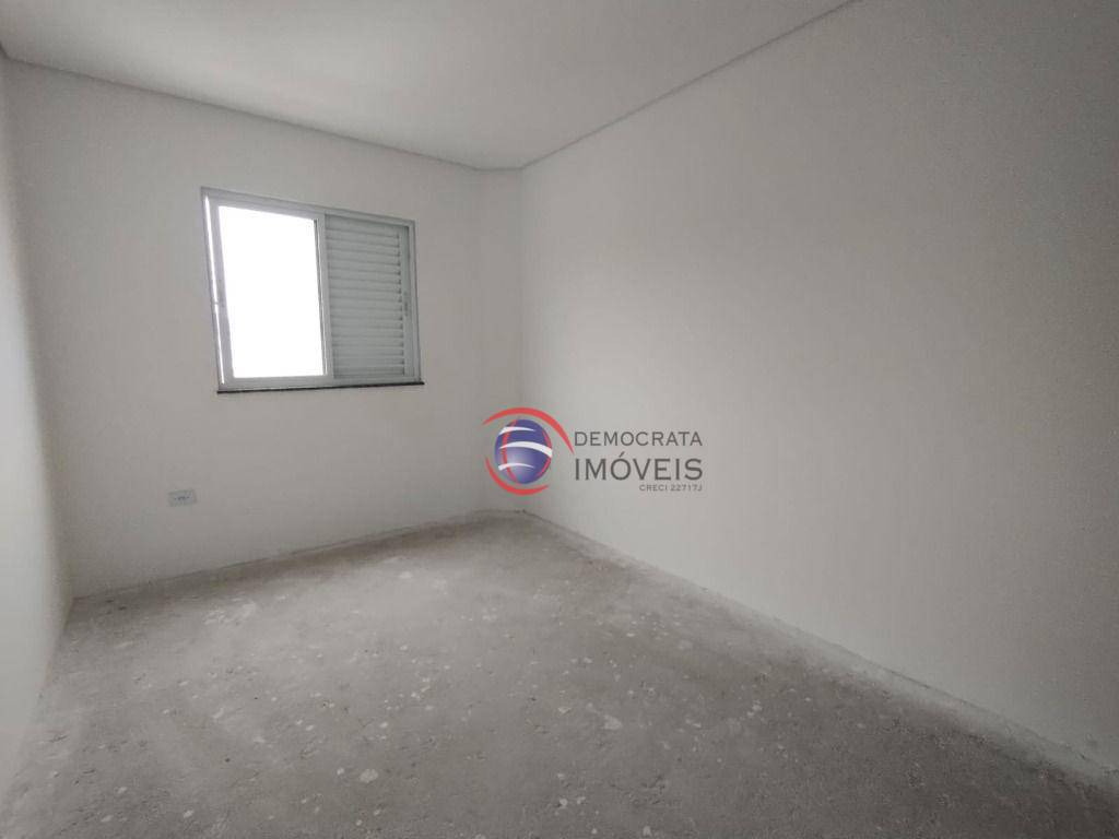 Apartamento à venda com 2 quartos, 65m² - Foto 2