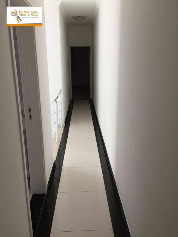 Sobrado à venda com 3 quartos, 200m² - Foto 11