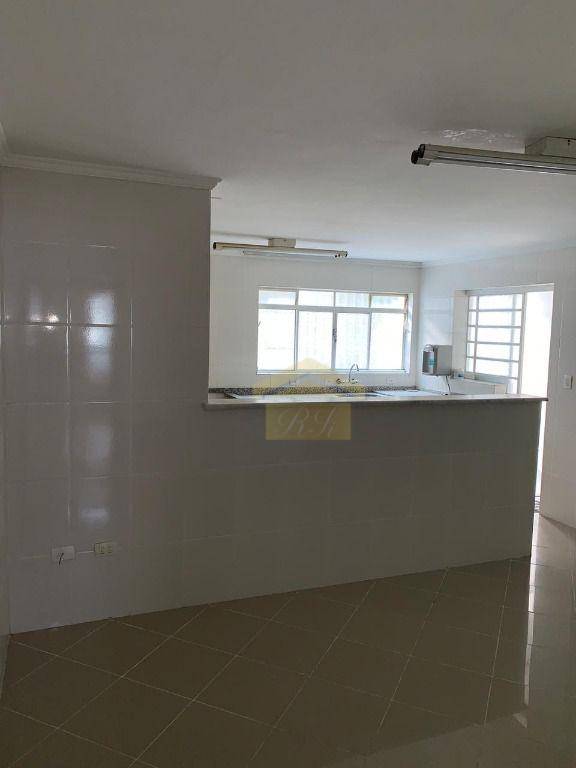 Sobrado à venda com 4 quartos, 150m² - Foto 9