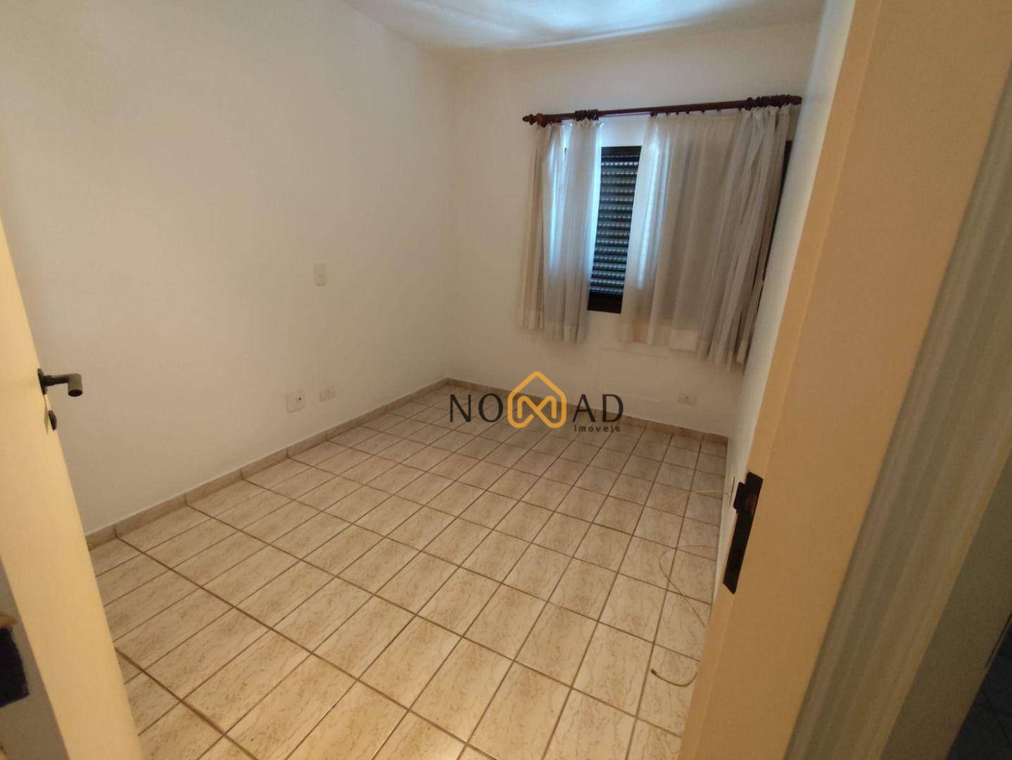 Apartamento para alugar com 3 quartos, 96m² - Foto 13