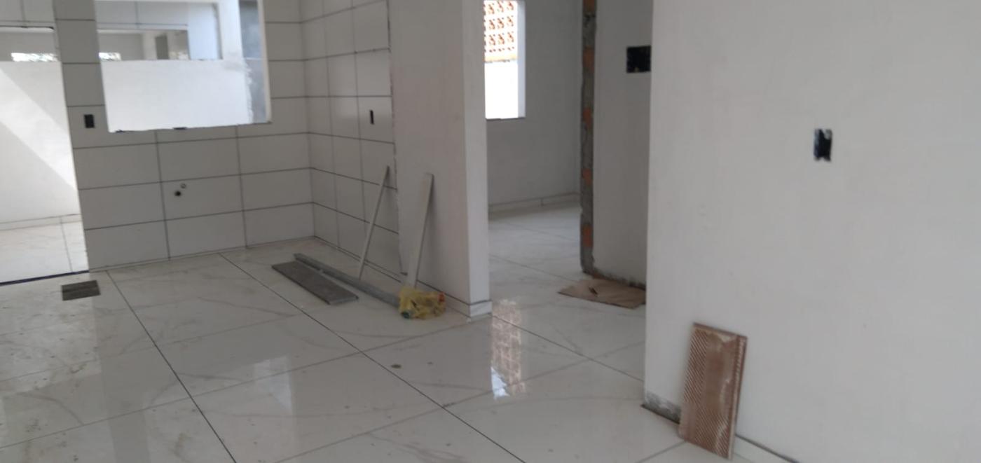 Casa à venda com 2 quartos, 100m² - Foto 9