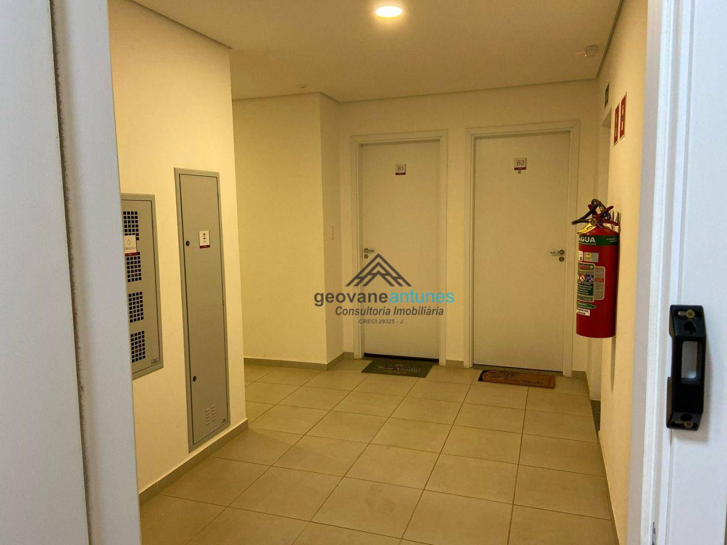 Apartamento à venda com 2 quartos, 62m² - Foto 26