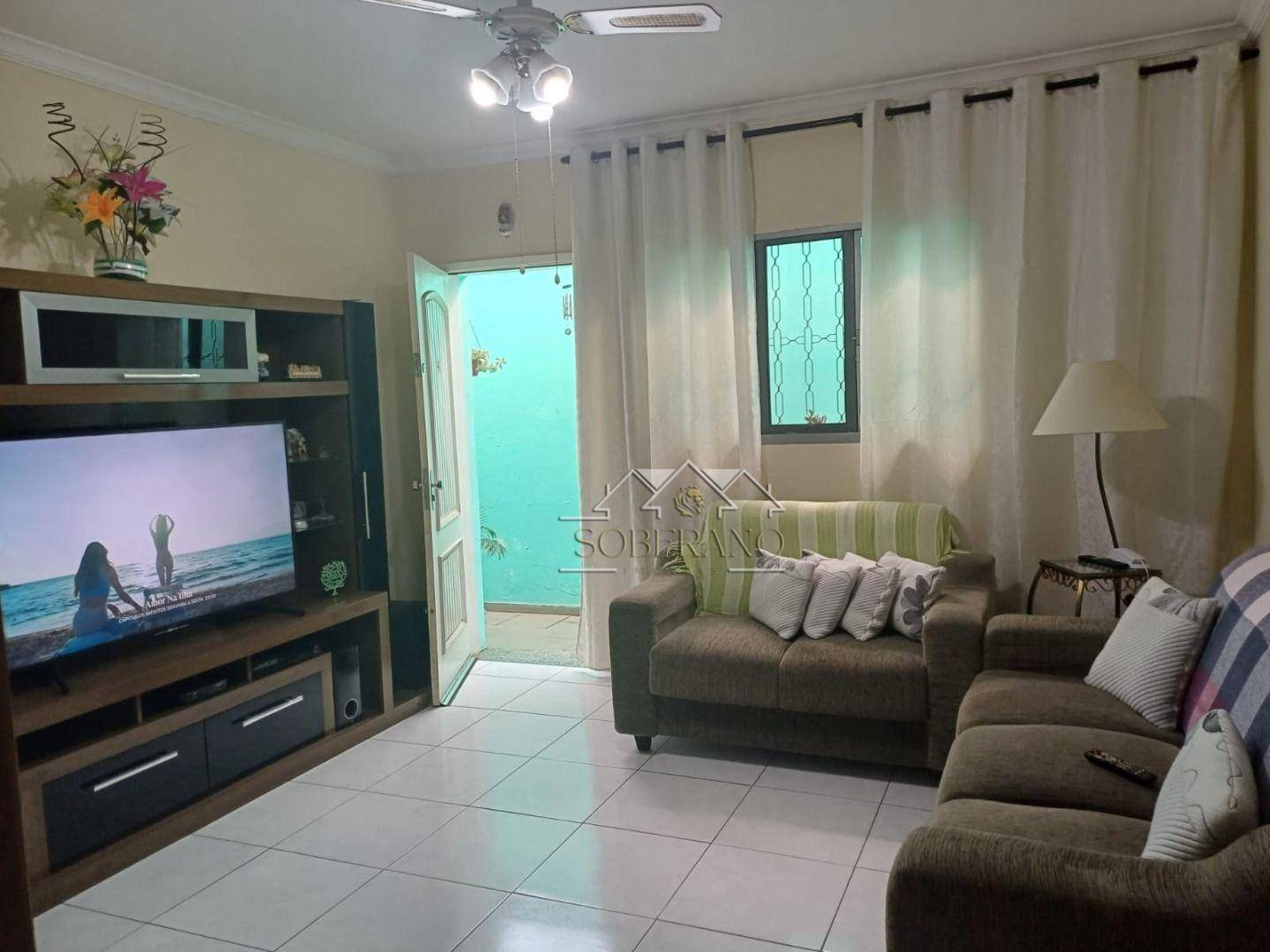 Casa à venda com 2 quartos, 218m² - Foto 5