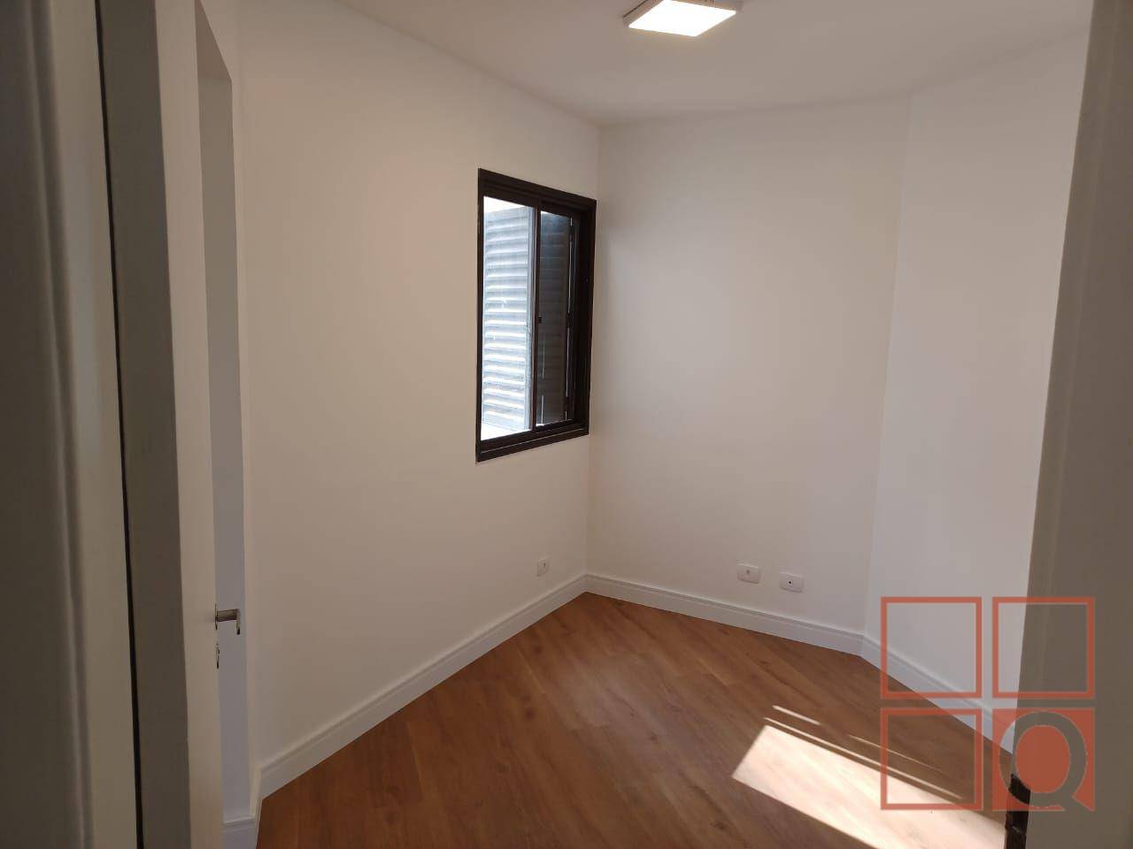 Apartamento para alugar com 4 quartos, 96m² - Foto 10