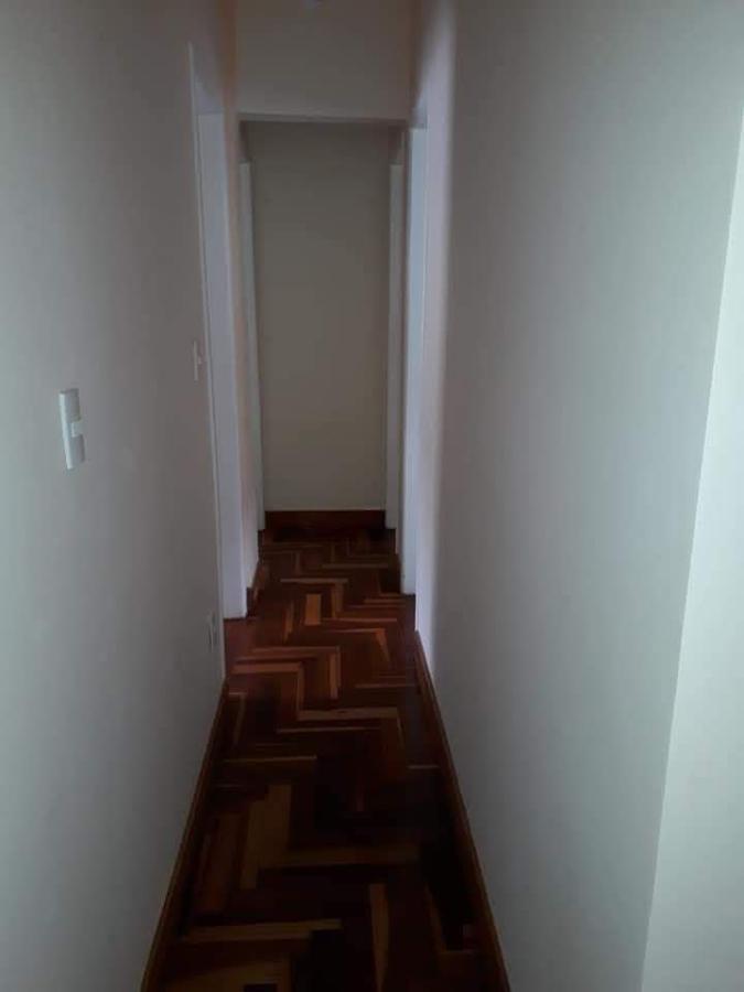 Cobertura à venda com 4 quartos, 200m² - Foto 3