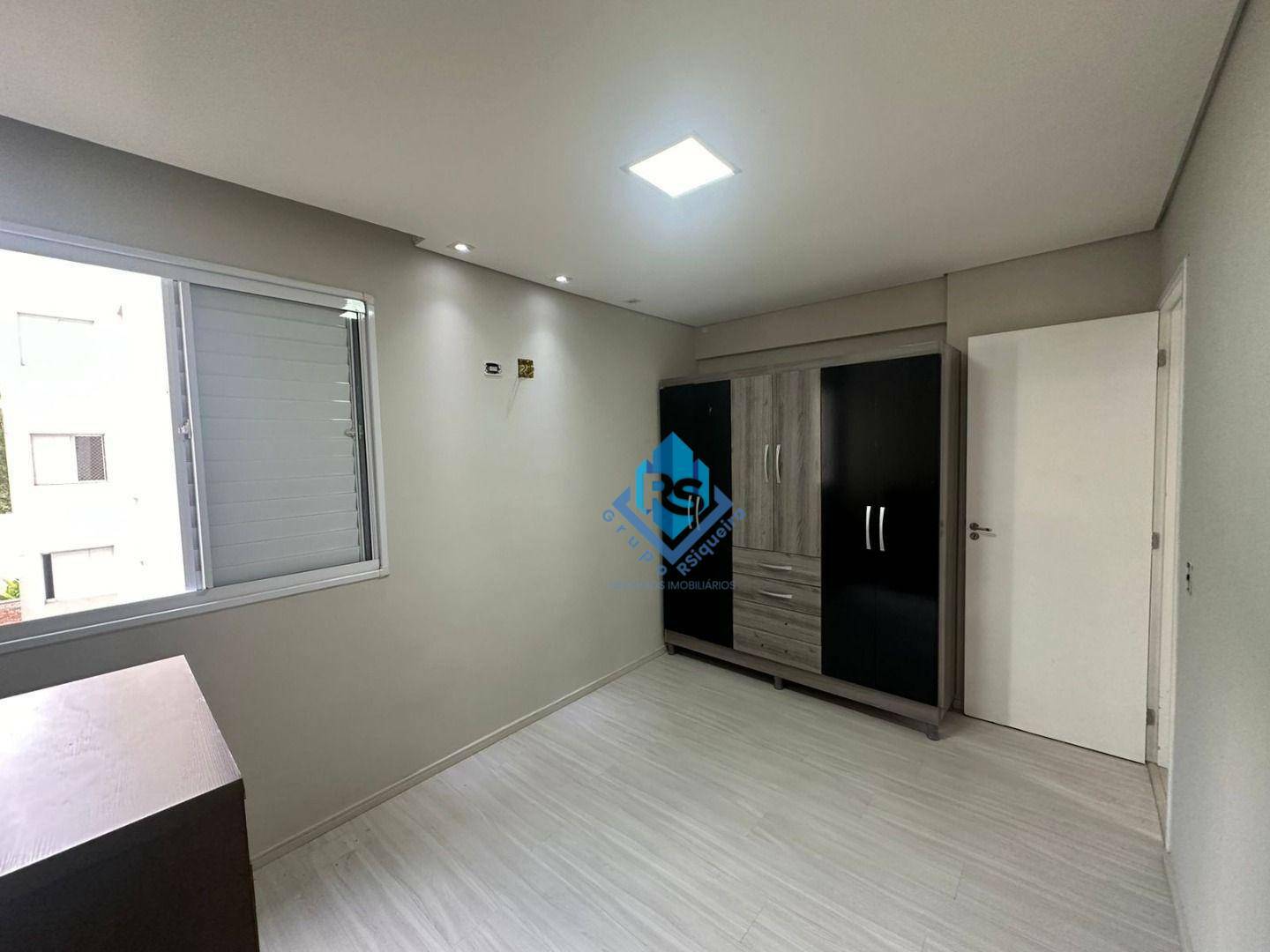 Apartamento para alugar com 2 quartos, 80m² - Foto 11