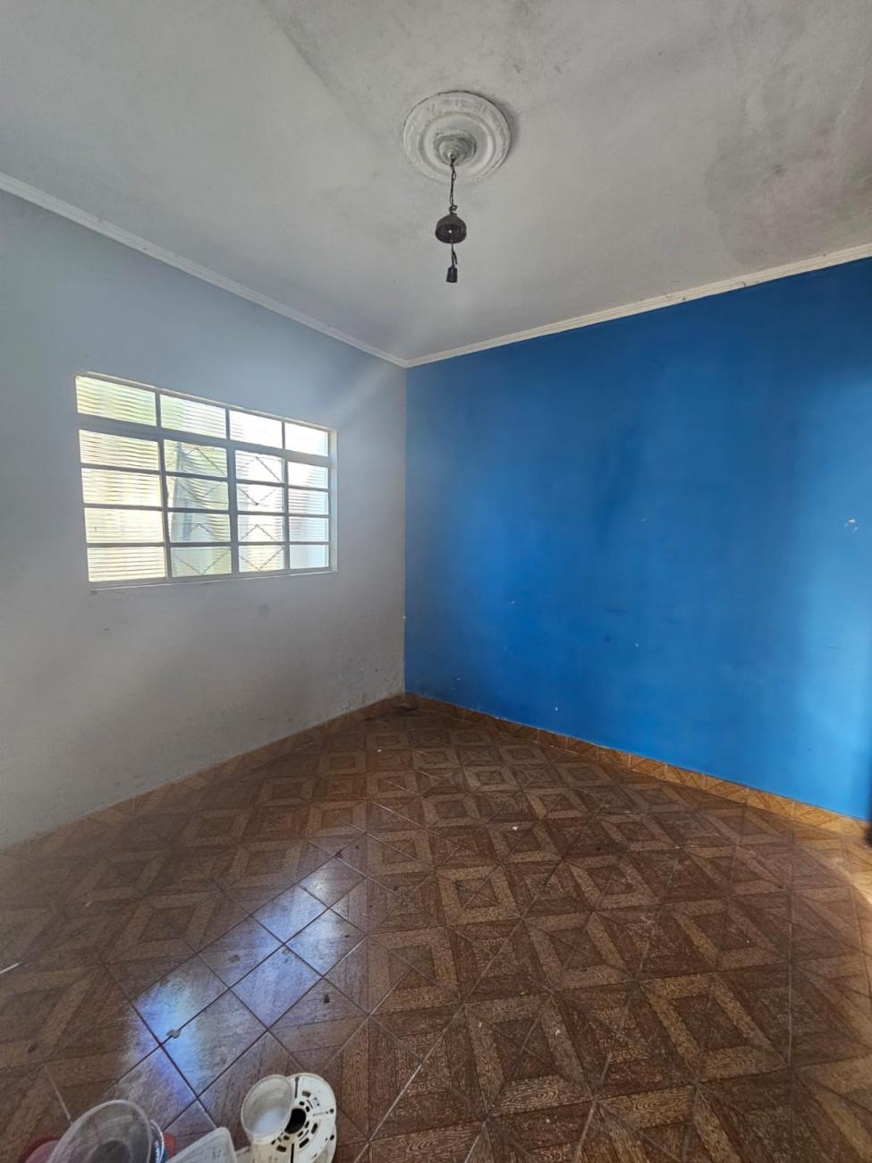 Casa à venda com 2 quartos, 70m² - Foto 3