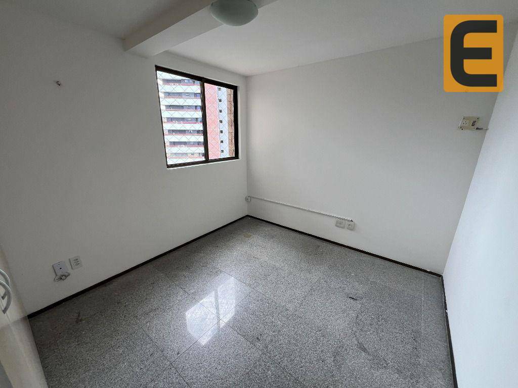 Apartamento à venda com 3 quartos, 118m² - Foto 11