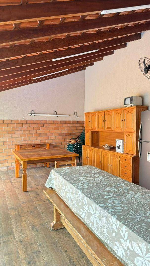 Casa à venda com 3 quartos, 296m² - Foto 15