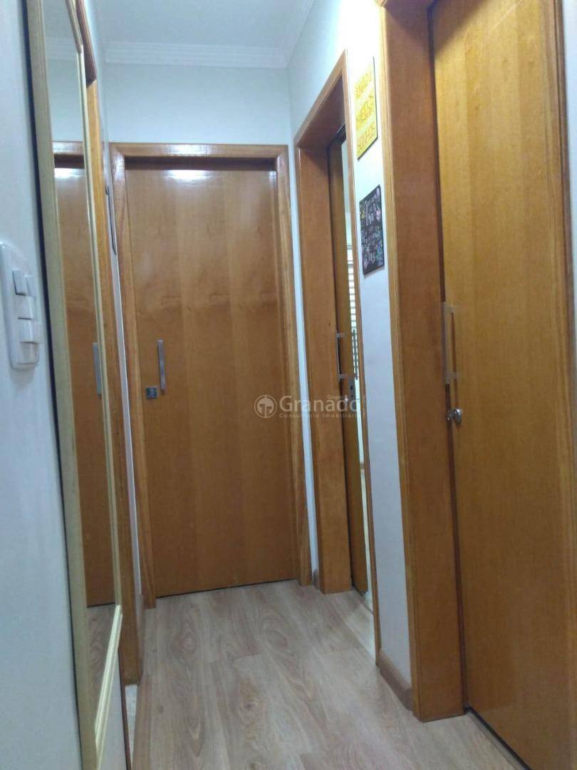 Apartamento à venda com 3 quartos, 76m² - Foto 25