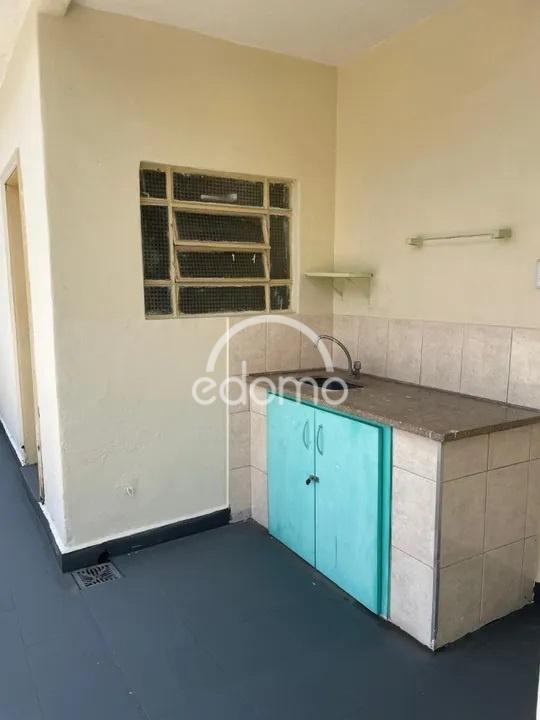 Casa para alugar com 2 quartos, 120m² - Foto 17