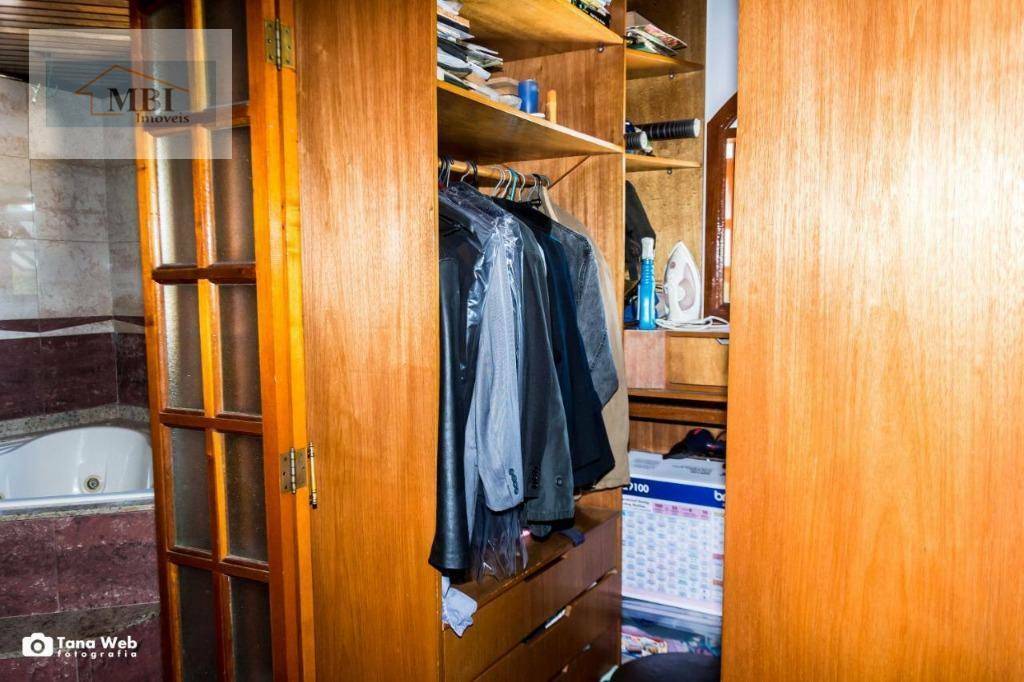 Sobrado à venda com 4 quartos, 1m² - Foto 35