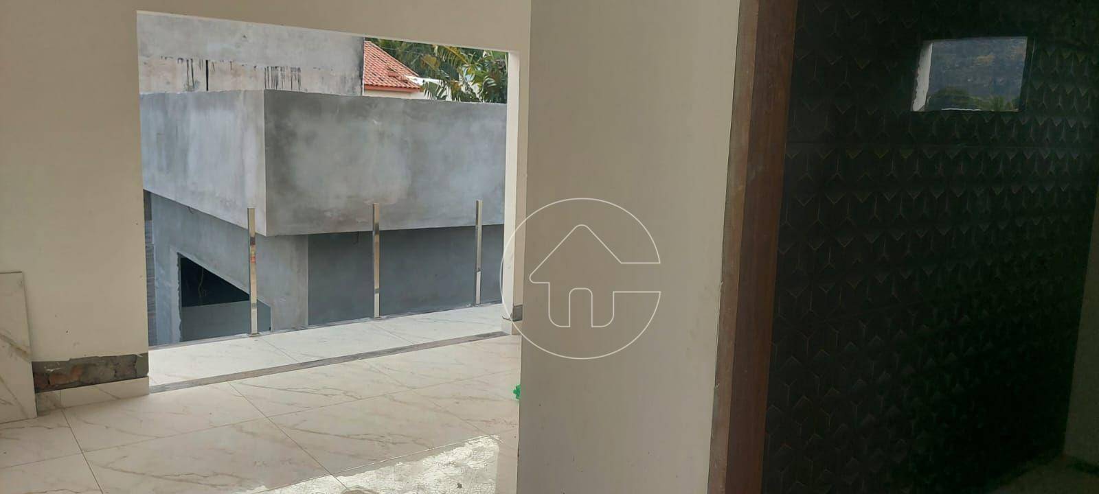 Casa à venda com 4 quartos, 330m² - Foto 14