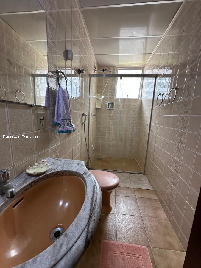 Apartamento à venda com 3 quartos, 164m² - Foto 2